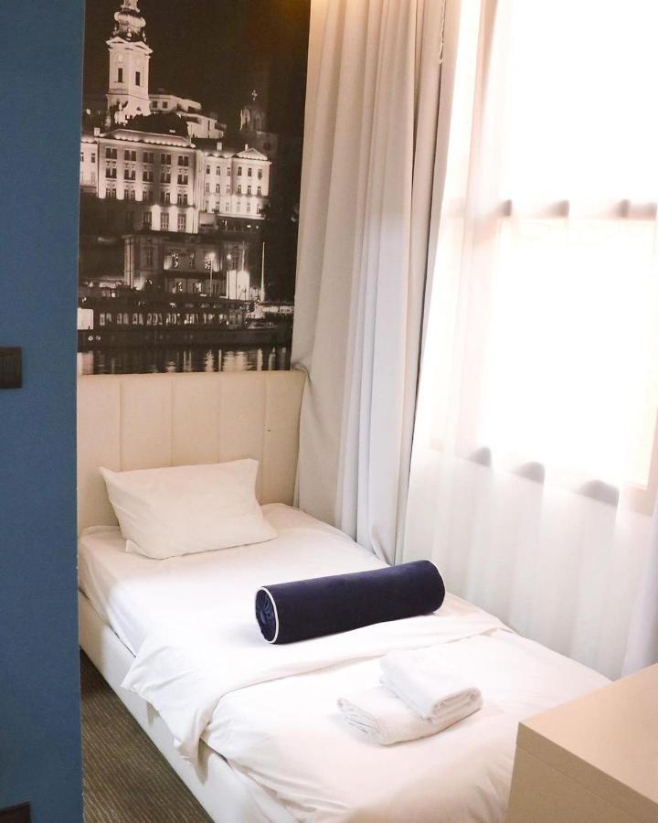 Hotel Passport Белград Екстер'єр фото